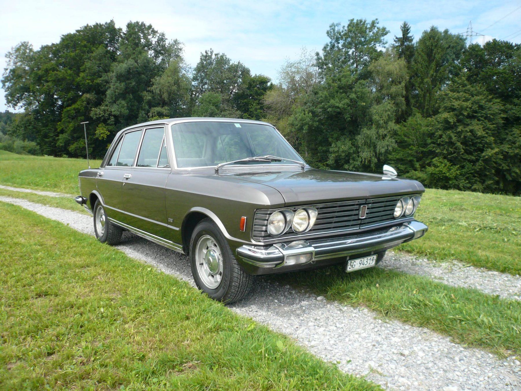 Fiat Autos: FIAT 130 2.8 V6 – D'occasion à Jona par learco65 2