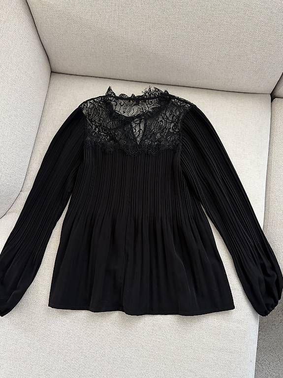 Maje Camicette: Maje Bluse mit Spitze Gr. 2 (EU 36) – Usato da Lachen SZ venduto da dar_hjg9