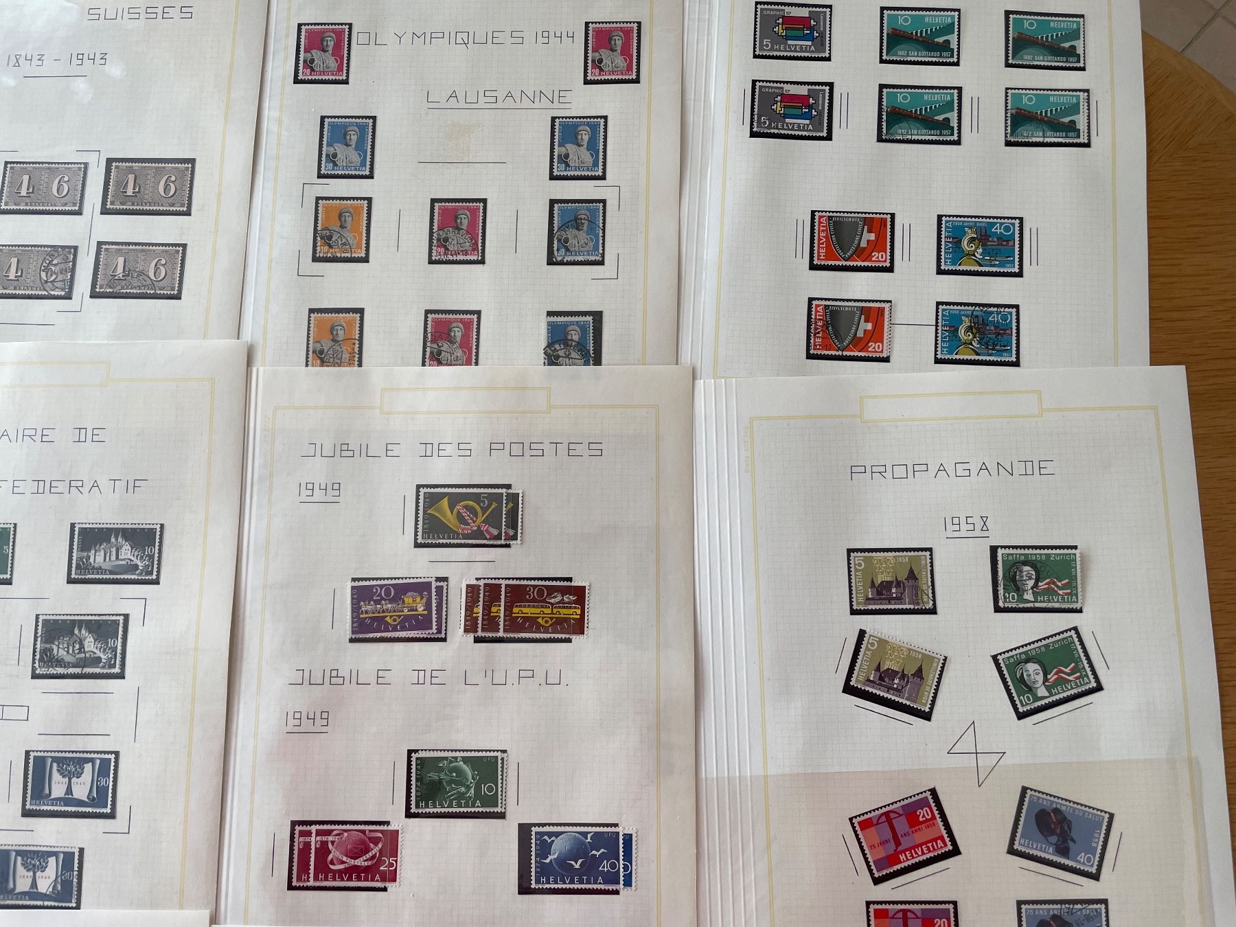 Tutti i francobolli: PAX, 26 p. collection soignée – Usato da Sonceboz-Sombeval venduto da Comment2 3