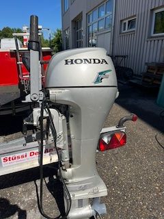 Honda Motori: 8 PS Honda Aussenbordmotor mit Elektrostarter – Usato da Zürich venduto da Ricardo_nic 1