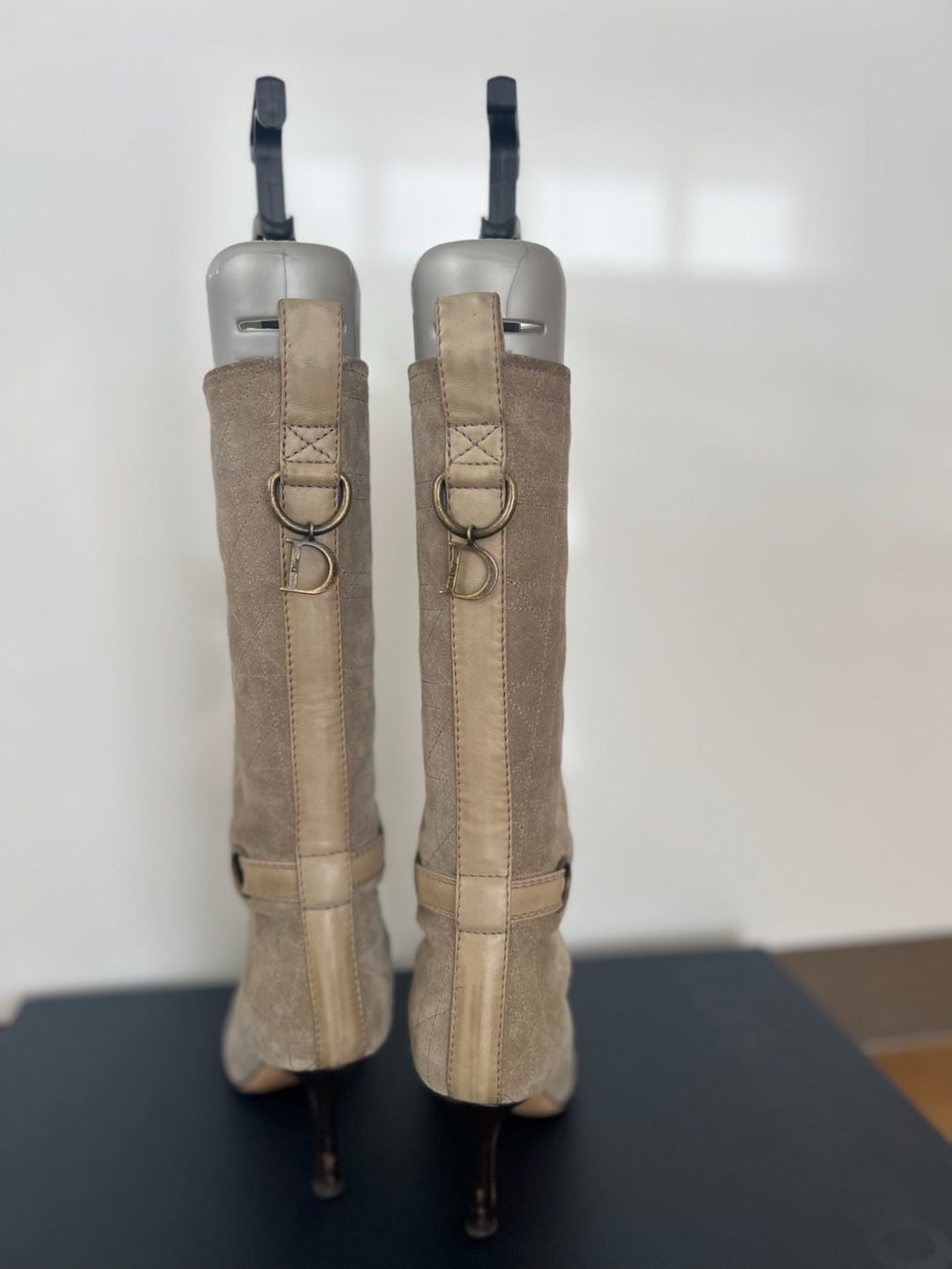 Dior Damenschuhe: Bottes DIOR – Gebraucht aus Founex von vil_hyz2 2