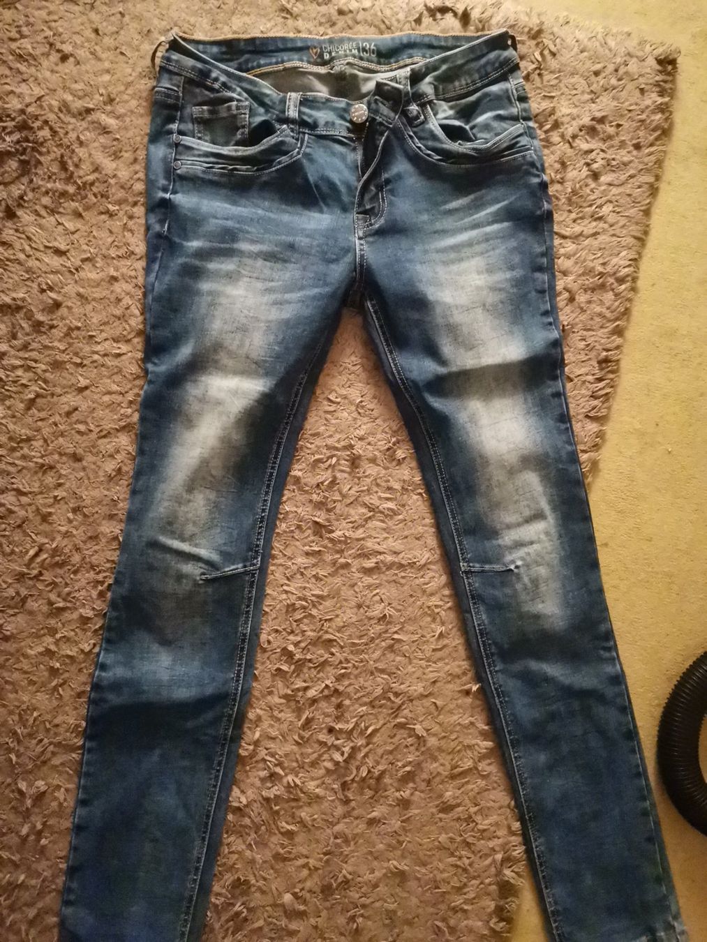 Jeans: Lässige Jeans Gr. 36 – Usato da Therwil venduto da JeannysTrendStyle