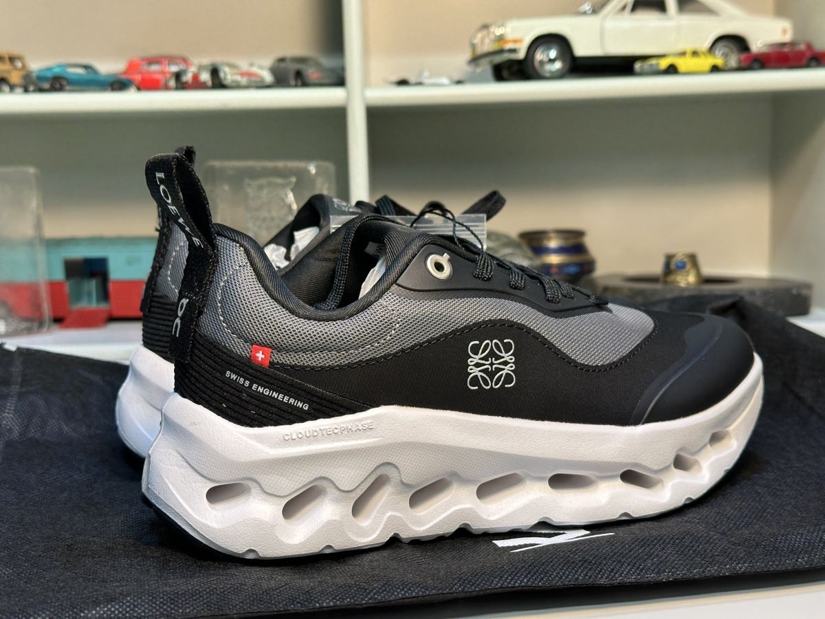 On Chaussures femmes: LOEWE x On Cloudventure Grösse EU 37 Neu – Neuf (Voir description) à Wädenswil par HobbyZimmer 3