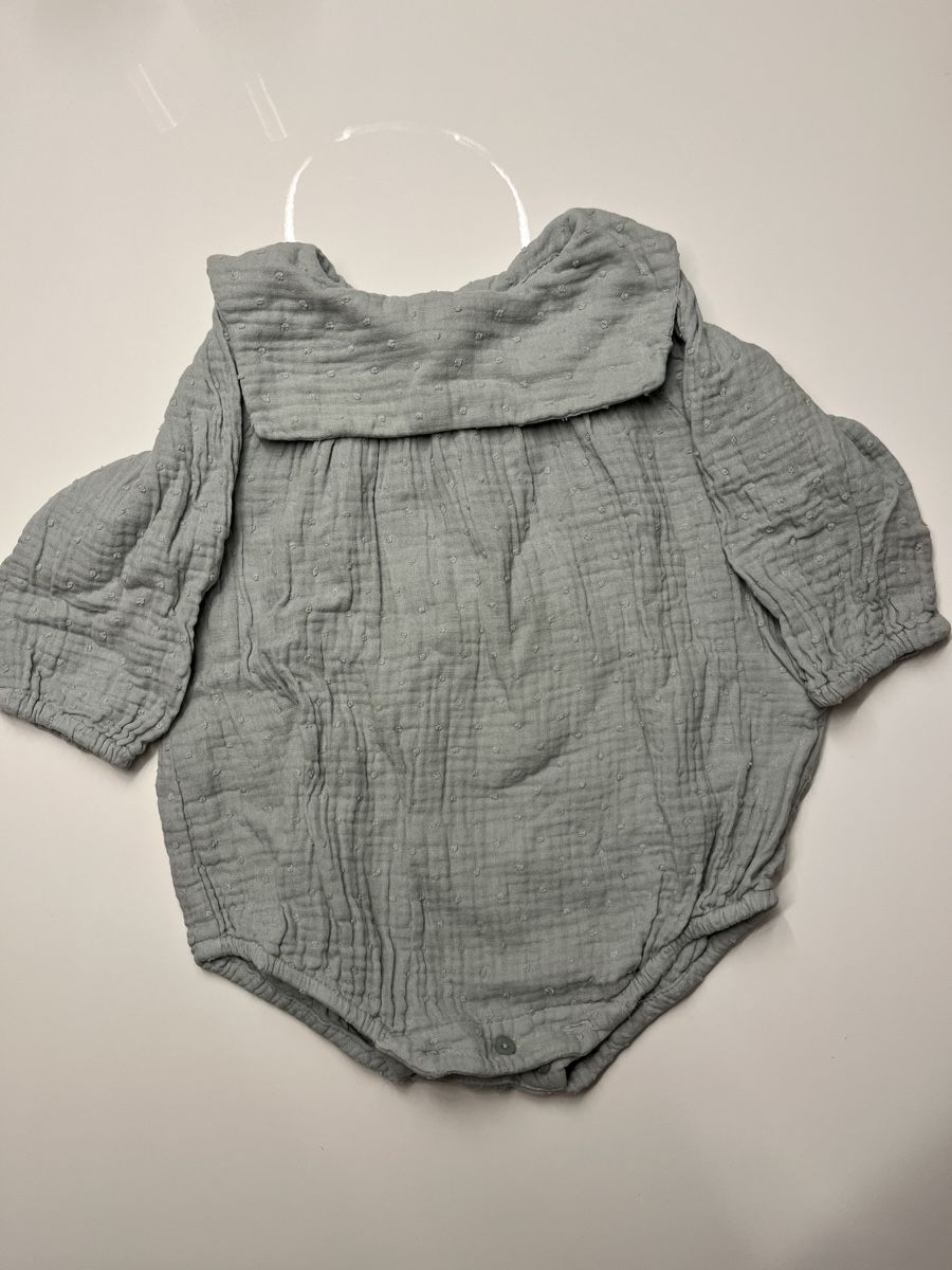Zara Lotti & Set di vestiti: Blusenbody Zara Gr. 68 – Nuovo (secondo la descrizione) da Oberwil BL venduto da FinjaBijou
