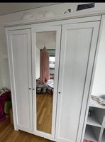 IKEA Aspelund Kleiderschrank mit Spiegel und Kleiderstange