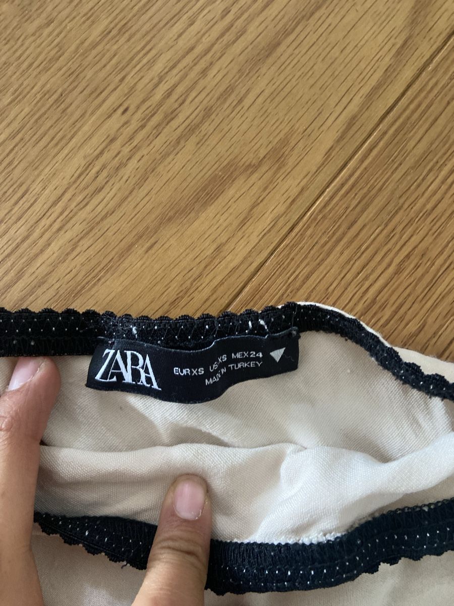 Zara Jupes: White maxi skirt – Défectueux à Walchwil par ann_ckz6 1