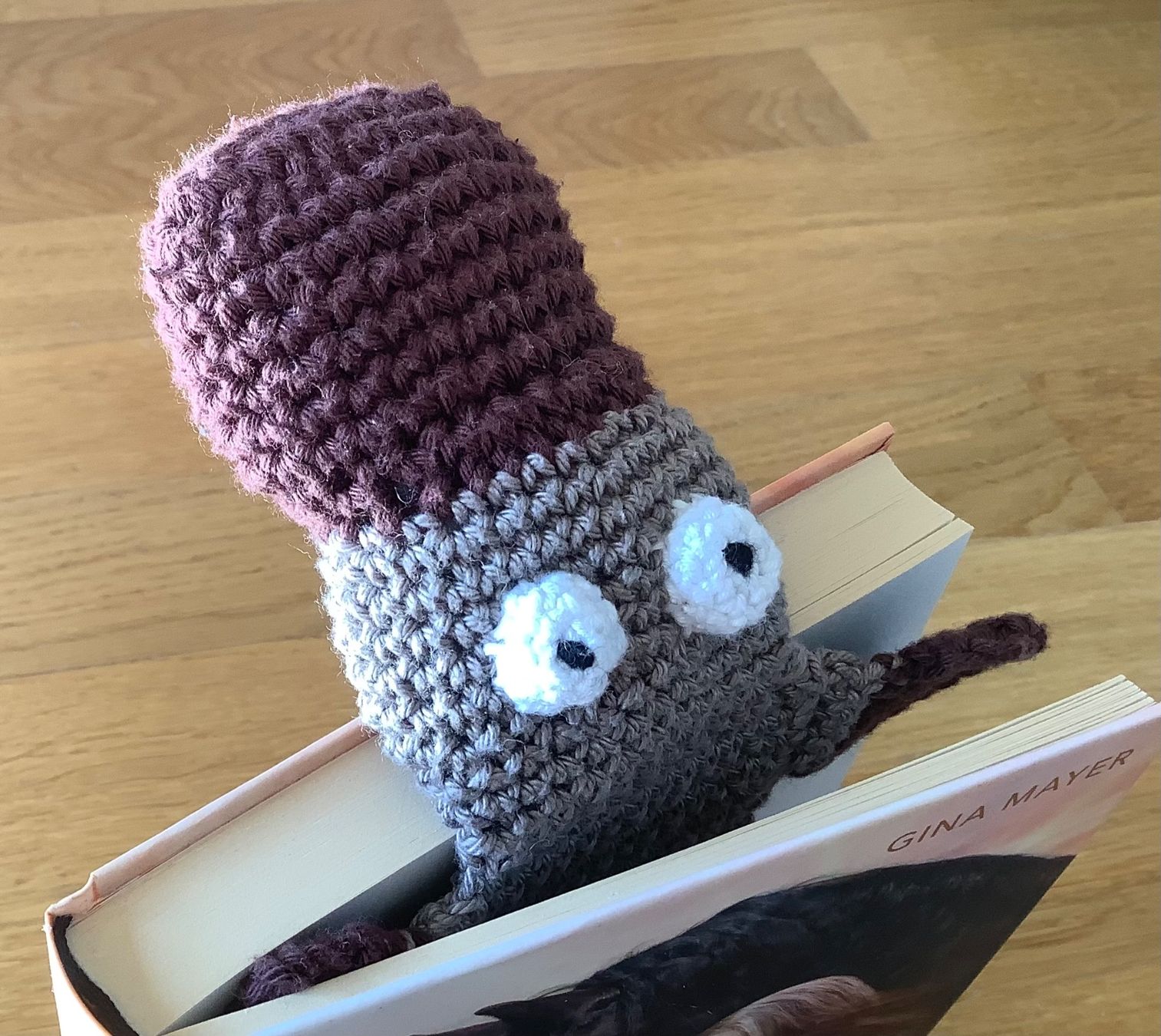 Altre raccolte & rarità: Gehäkeltes Buchzeichen- Schnabeltier, Handmade – Nuovo (secondo la descrizione) da Adliswil venduto da Urspirit 2