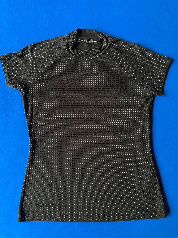 Guess T-shirt: Guess Top schwarz mit Strass XS – Usato da St. Gallen venduto da mar_rkm7 2