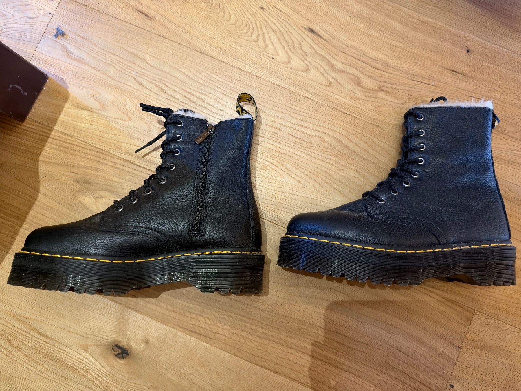 Dr. Martens Scarpe da uomo: Dr. Martens Winterschuhe  Grösse 43 – Usato da Fahrni b. Thun venduto da Roadrunner_ 2
