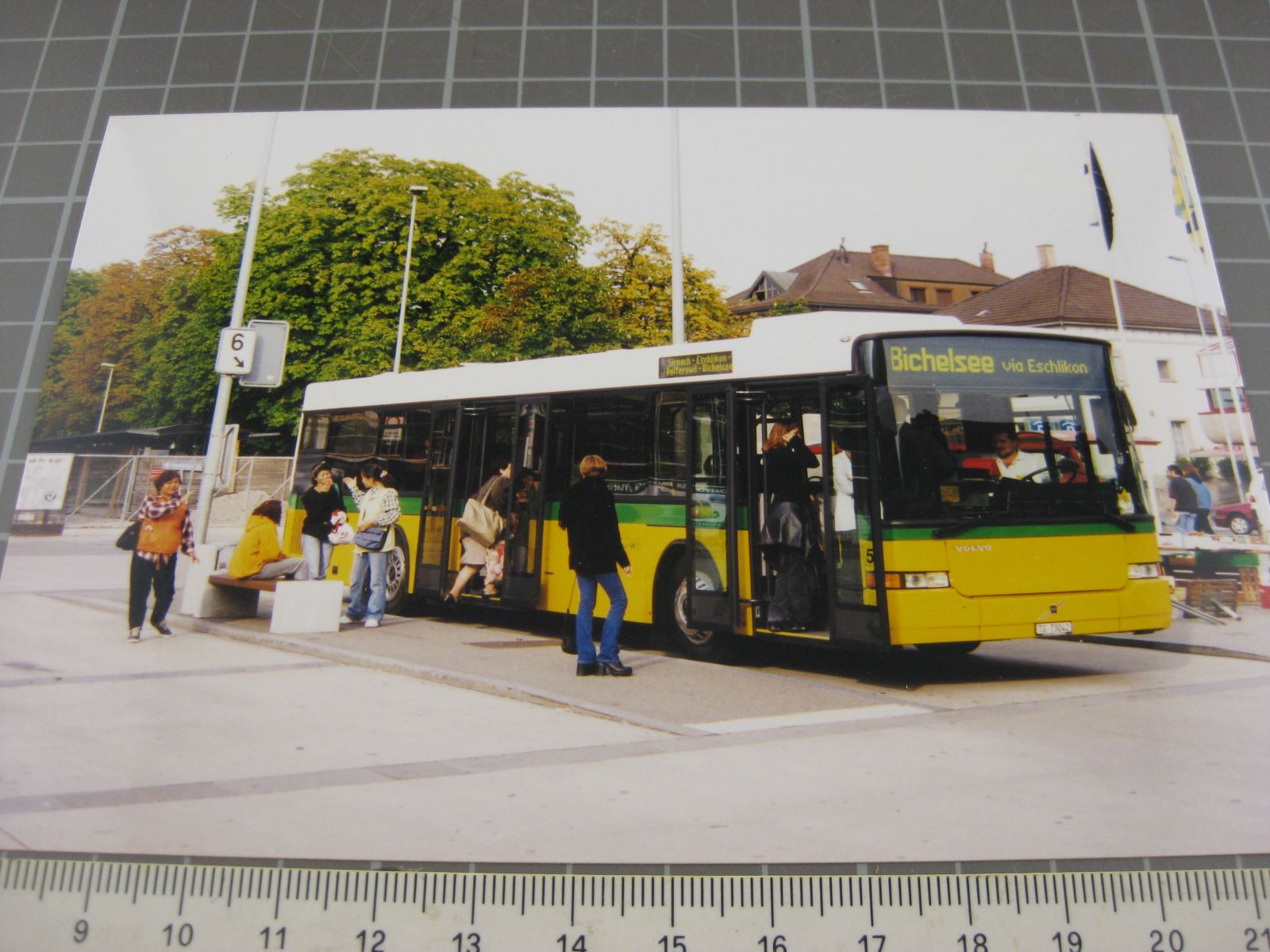 Cartoline postali: Bahnhofplatz Wil mit Bus – Usato da Malters venduto da Marosko