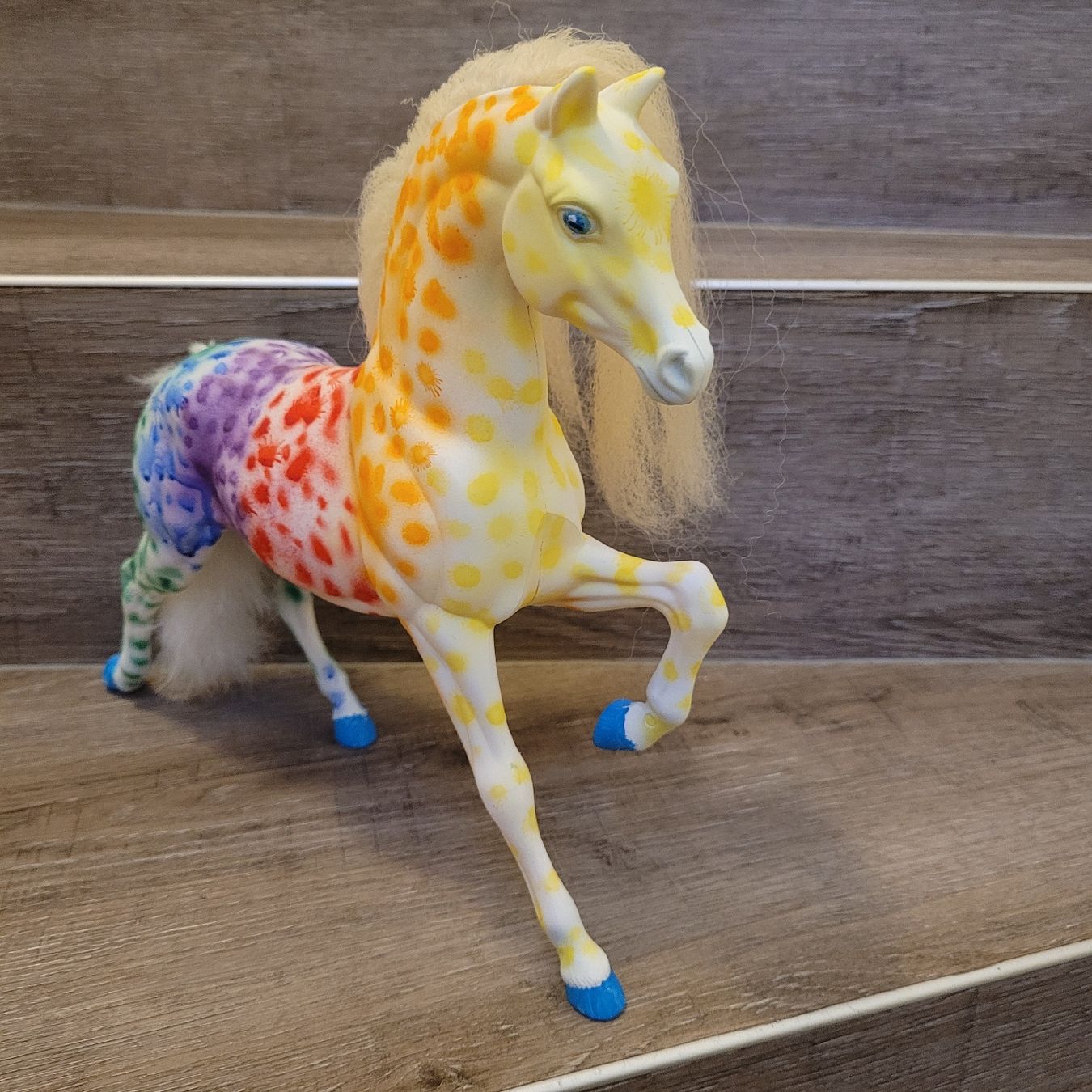 Giocattoli: Barbie Pferd Regenbogen Repaint/ Unikat – Usato da Niederbuchsiten venduto da klengyel 6