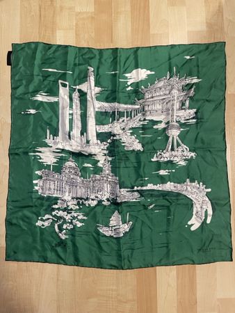 Burberry Seidentuch
