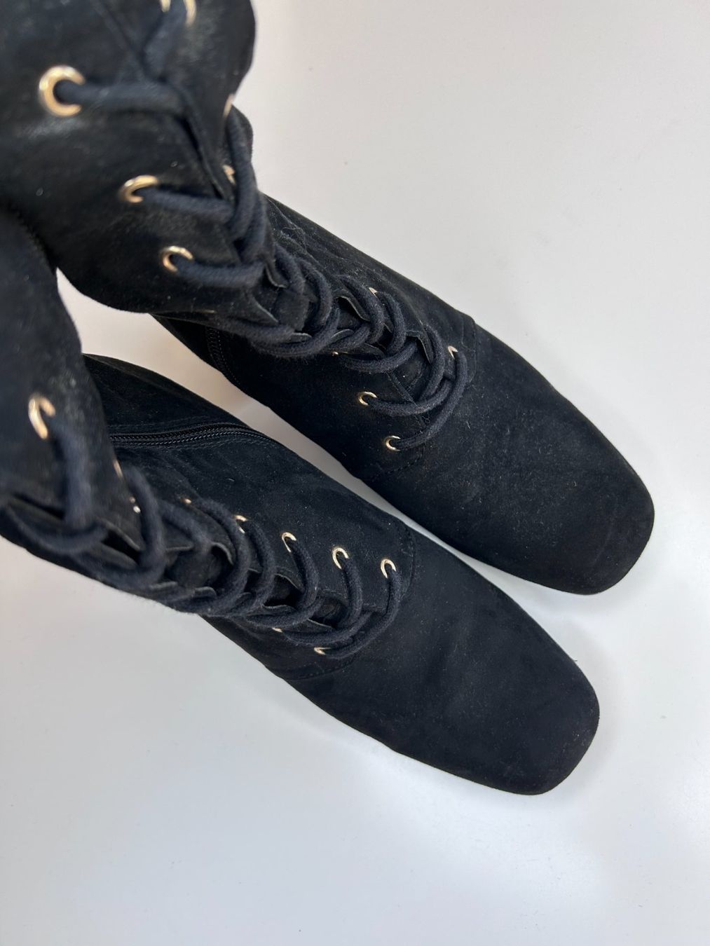 Dosenbach Scarpe da donna: Lace-Up Knee-High Boots with a Heel – Usato da St. Gallen venduto da look-twice 3