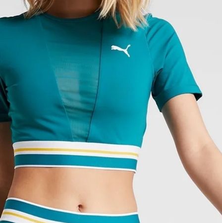 PUMA Crop Top Türkis – Mesh & Cut-Out Rücken – Gr.M