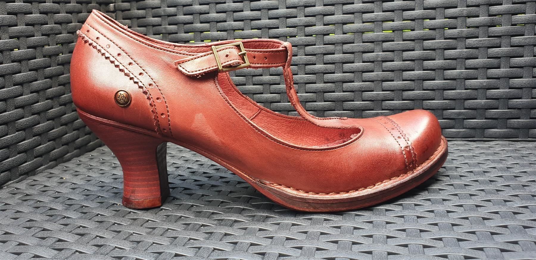 Neosens Scarpe da donna: NEOSENS Pumps Rococo 36 NP 250Fr(783) – Nuovo e nell'imballaggio originale da Buttwil venduto da passion-for-shoes
