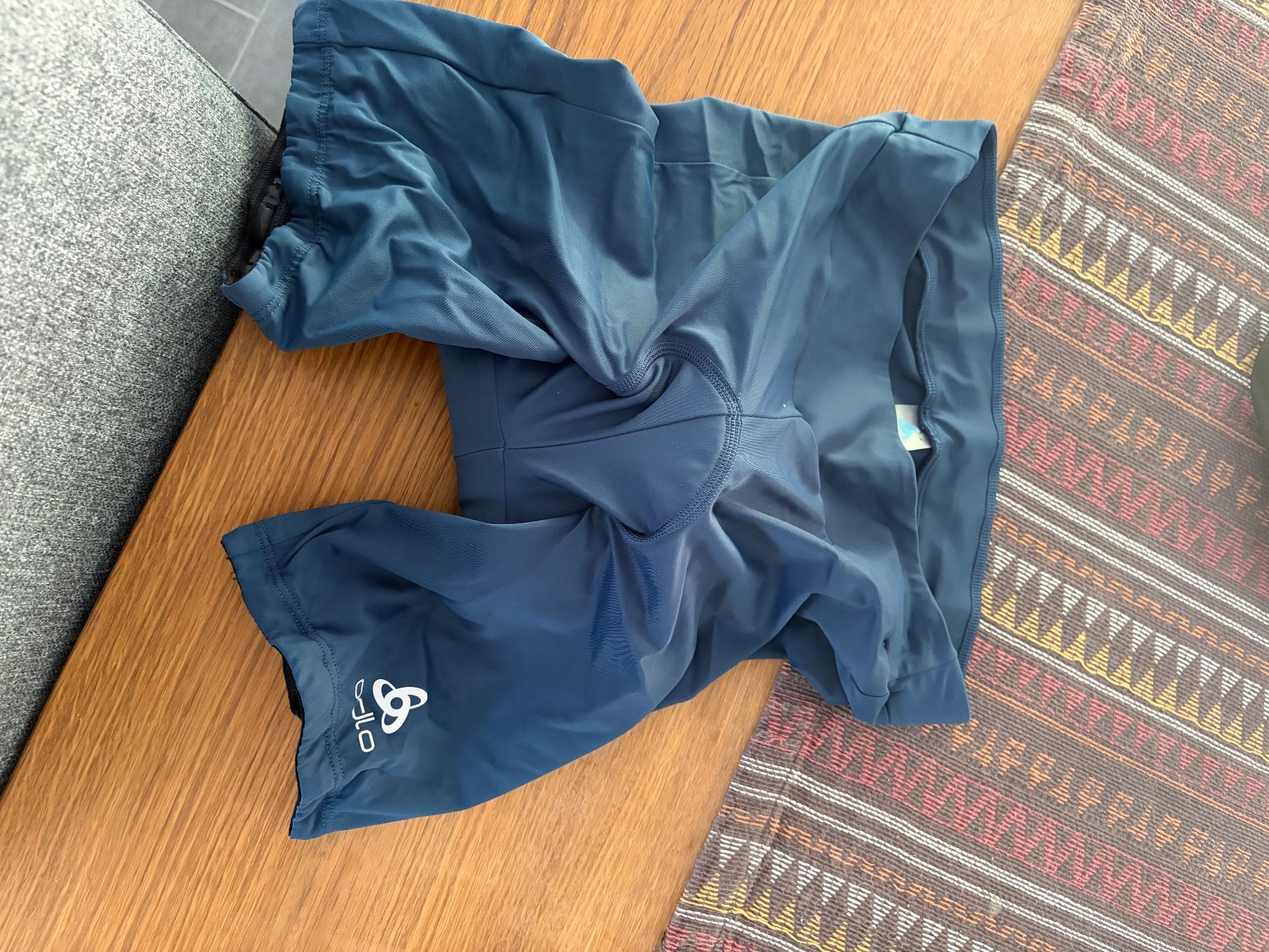 Odlo Pantaloni: Velo Hosen – Usato da Appenzell venduto da Sarahlwehrli