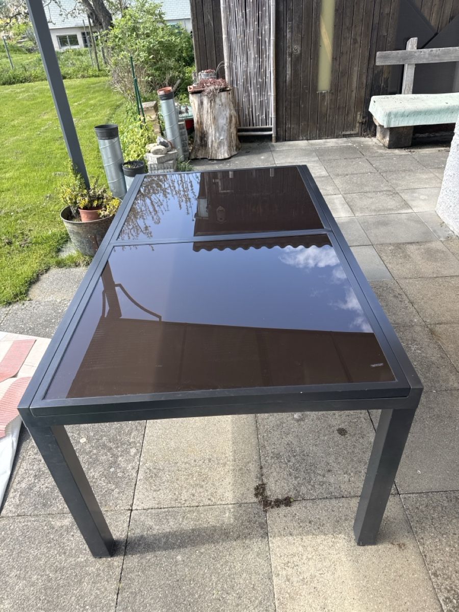 Tavoli: Ausziehbarer Gartentisch Aluminium / Glas 180–240 cm“ – Usato da Bronschhofen venduto da adl_p9fd