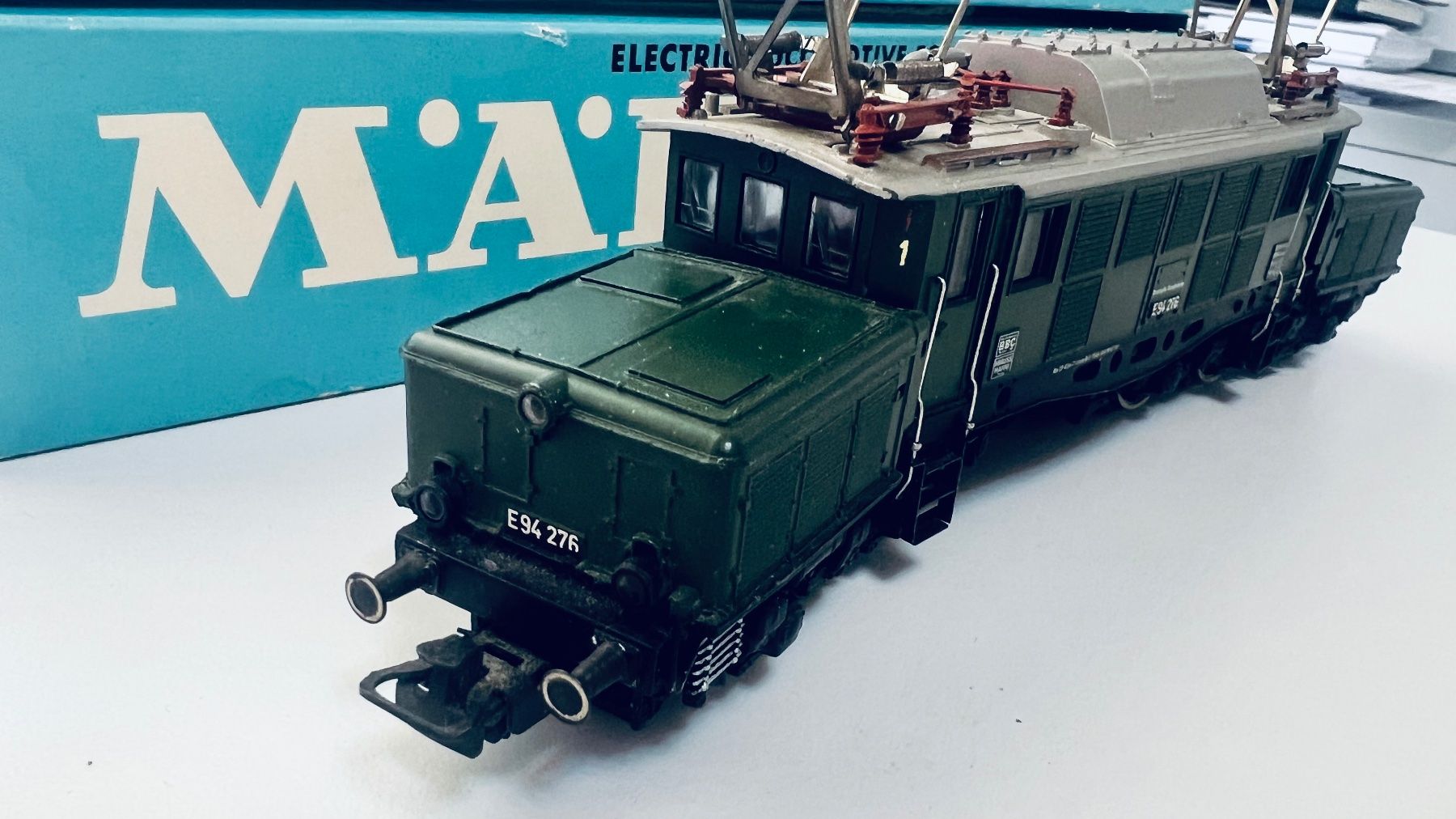 Märklin Modellini di ferrovie: Märklin Lokomotive E94 – Usato da Madetswil venduto da Poseidon07 3