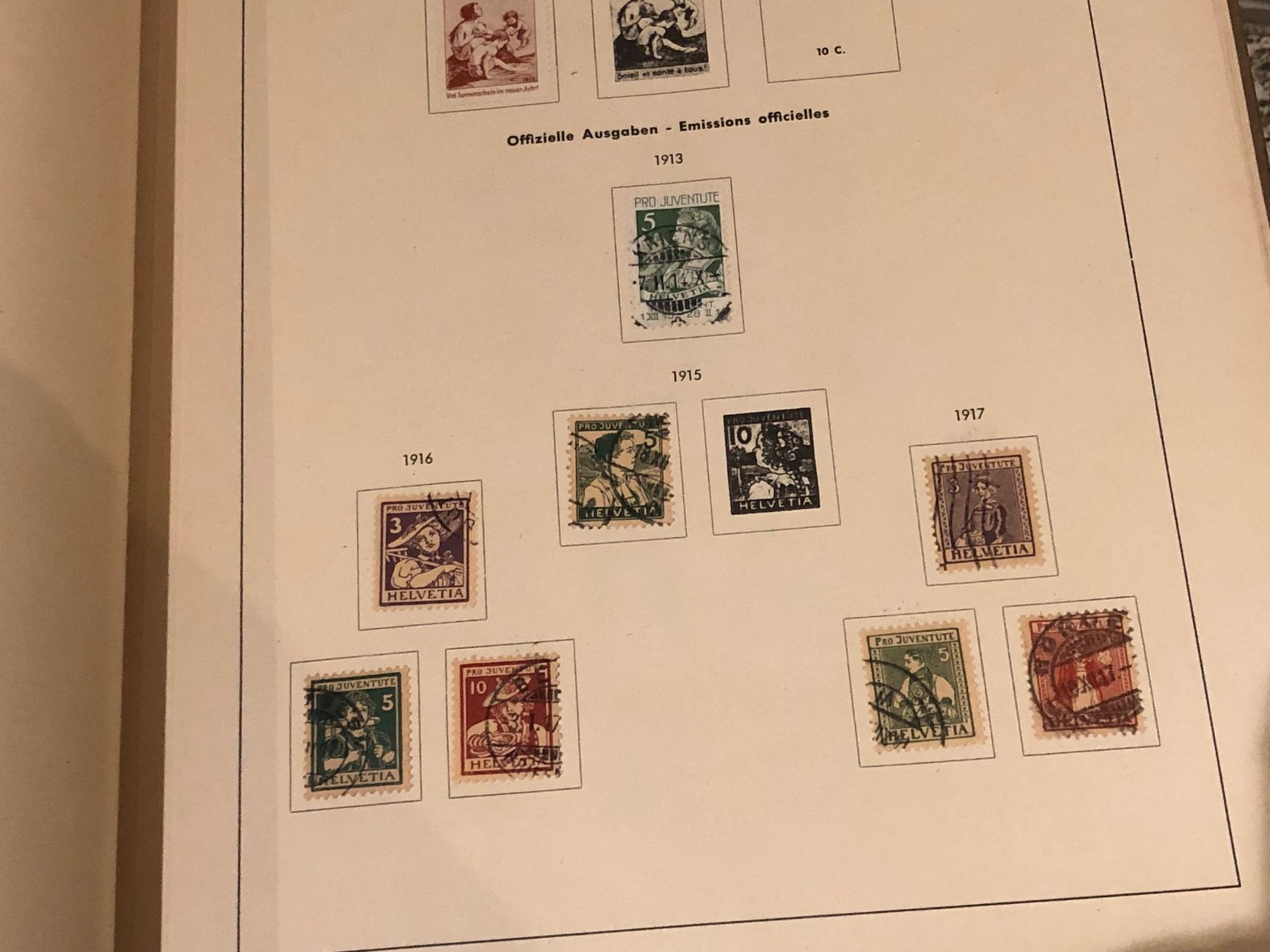 Tutti i francobolli: Bananenschachtel mit Briefmarken – Usato da Lufingen venduto da Rac0 2