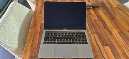 MacBook Pro 2.4 GHz 13" 2019 8GB