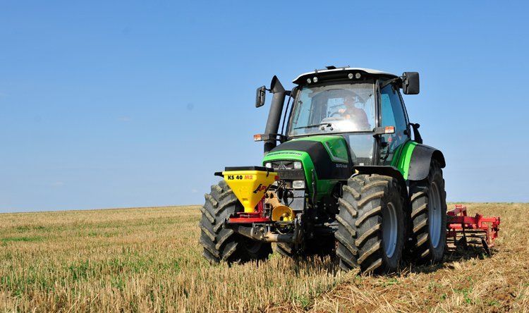 Spandiconcime: APV Samen/Salzstreuer – Usato da Oppligen venduto da gfe_2m6f 8
