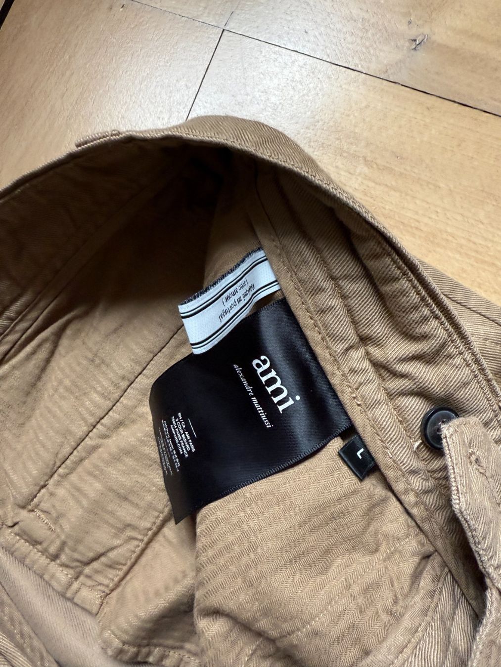 Pantaloni: AMI ALEXANDRE MATTIUSSI - Hose hellbraun L – Usato da Zürich venduto da Diazaio 2
