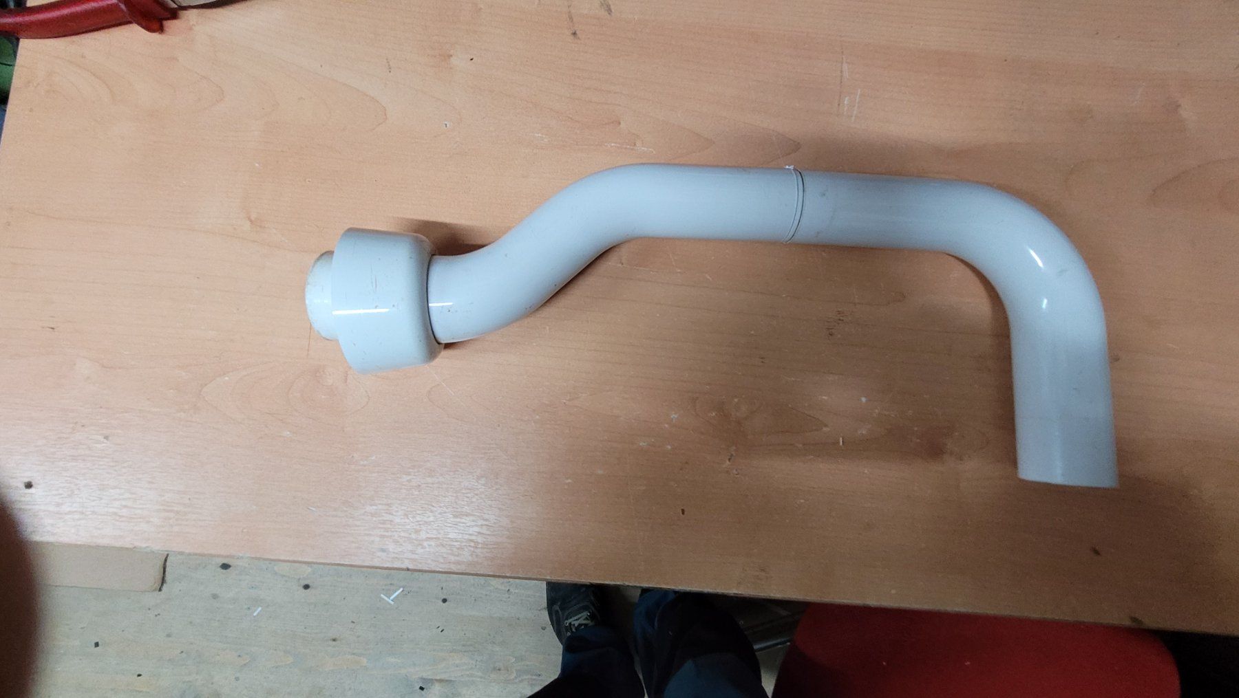 Rohre & Schläuche: Tuyau de chasse d'eau – Gebraucht aus Bionnens von Meg011