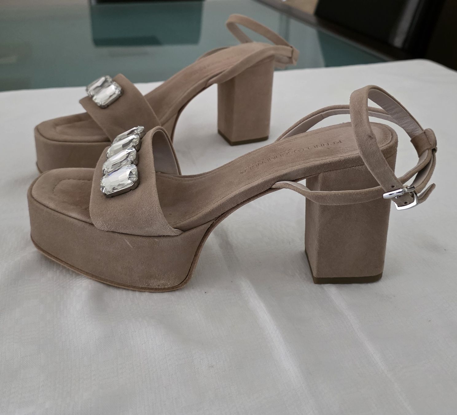 Kennel + Schmenger Scarpe da donna: Geniale "Kennel & Schmenger" Blockabsatz Sandalen Gr. 39 – Nuovo (secondo la descrizione) da Schneisingen venduto da backstore24 1