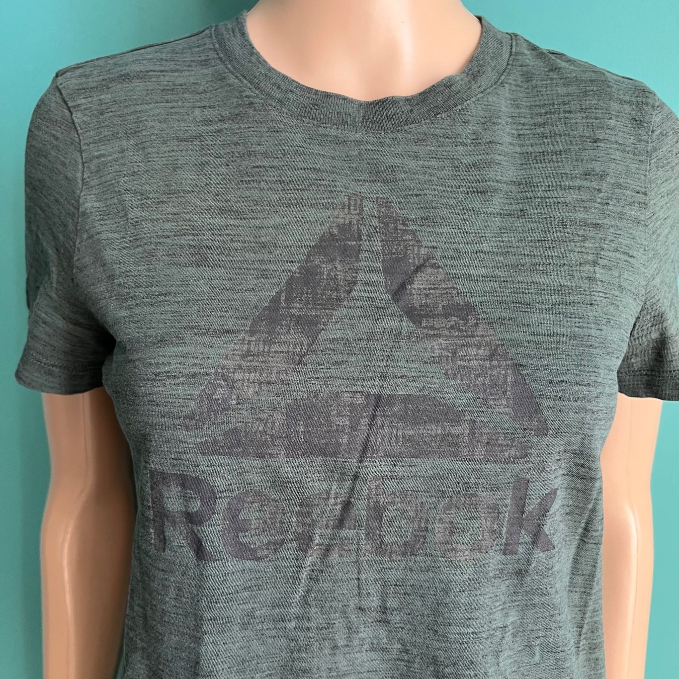 Reebok T-shirt: REEBOK T-Shirt – Usato da Zürich venduto da ClosetQueen 1