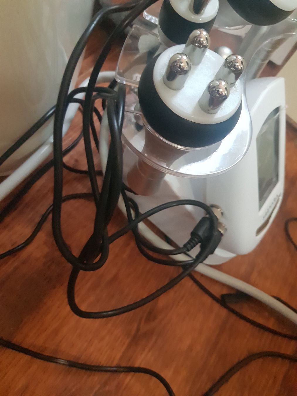 Dispositivi per massaggi: 40K Slimming Machine Für Cellulitis – Usato da Zihlschlacht venduto da Sun25 4