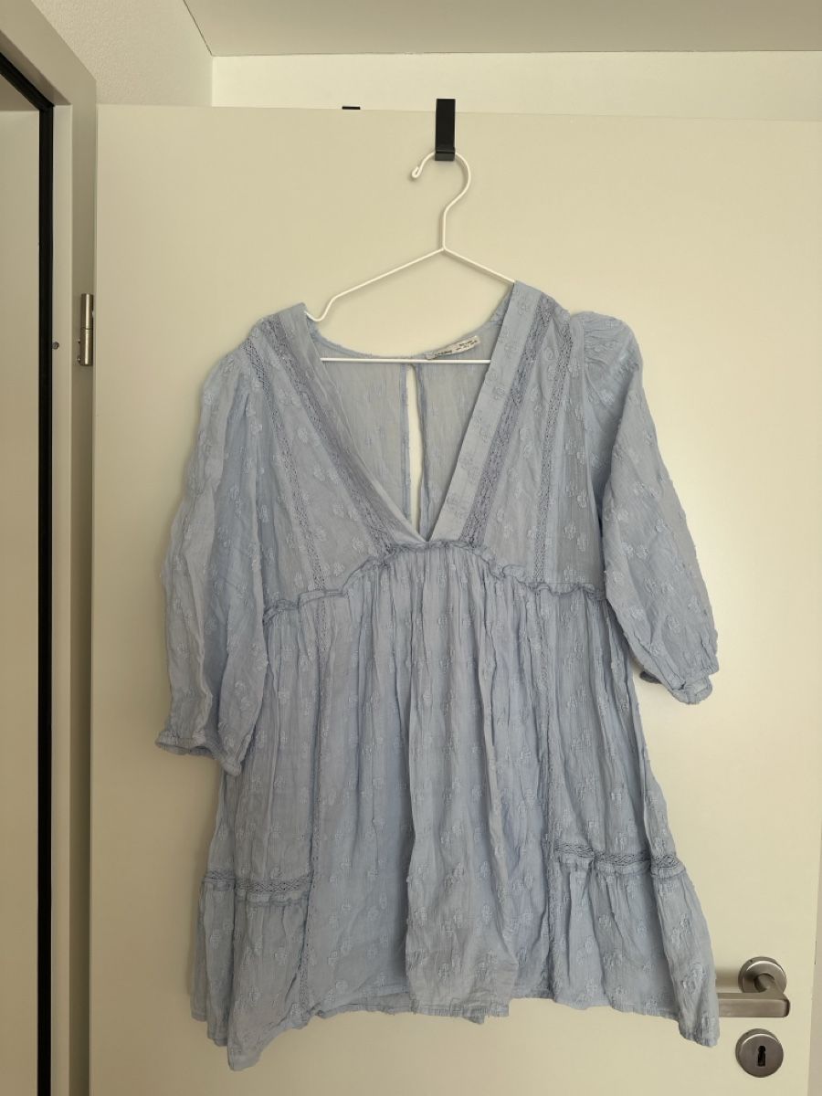 Pull&Bear Kleider: Pull&Bear Kleid mit Shorts – Gebraucht aus Luzern von LauraLynnMeier