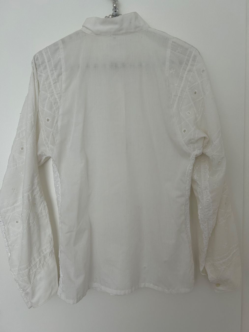 Blusen: Weisse Bluse Gr.36 Vintage – Gebraucht aus Horn von Resvi 1