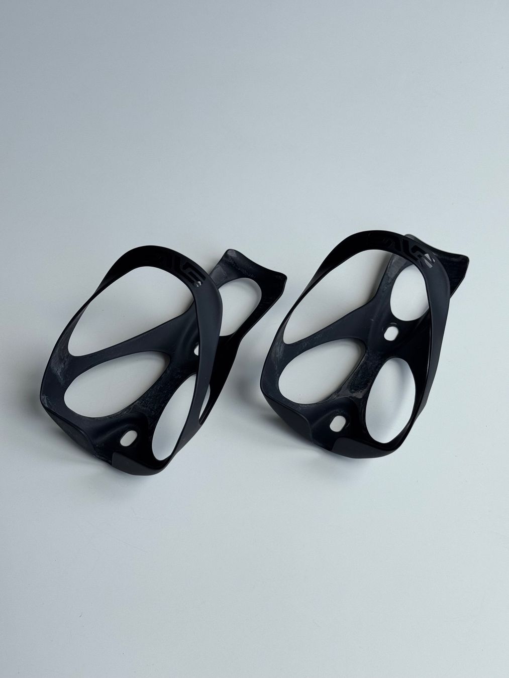Enve Pezzi di ricambio: 2x ENVE Carbon Bidonhalter – Usato da Bern venduto da jkk_trl8 3
