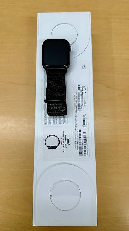 Smartwatch: Apple Watch Series 4 – Usato da Allschwil venduto da Carballo 2