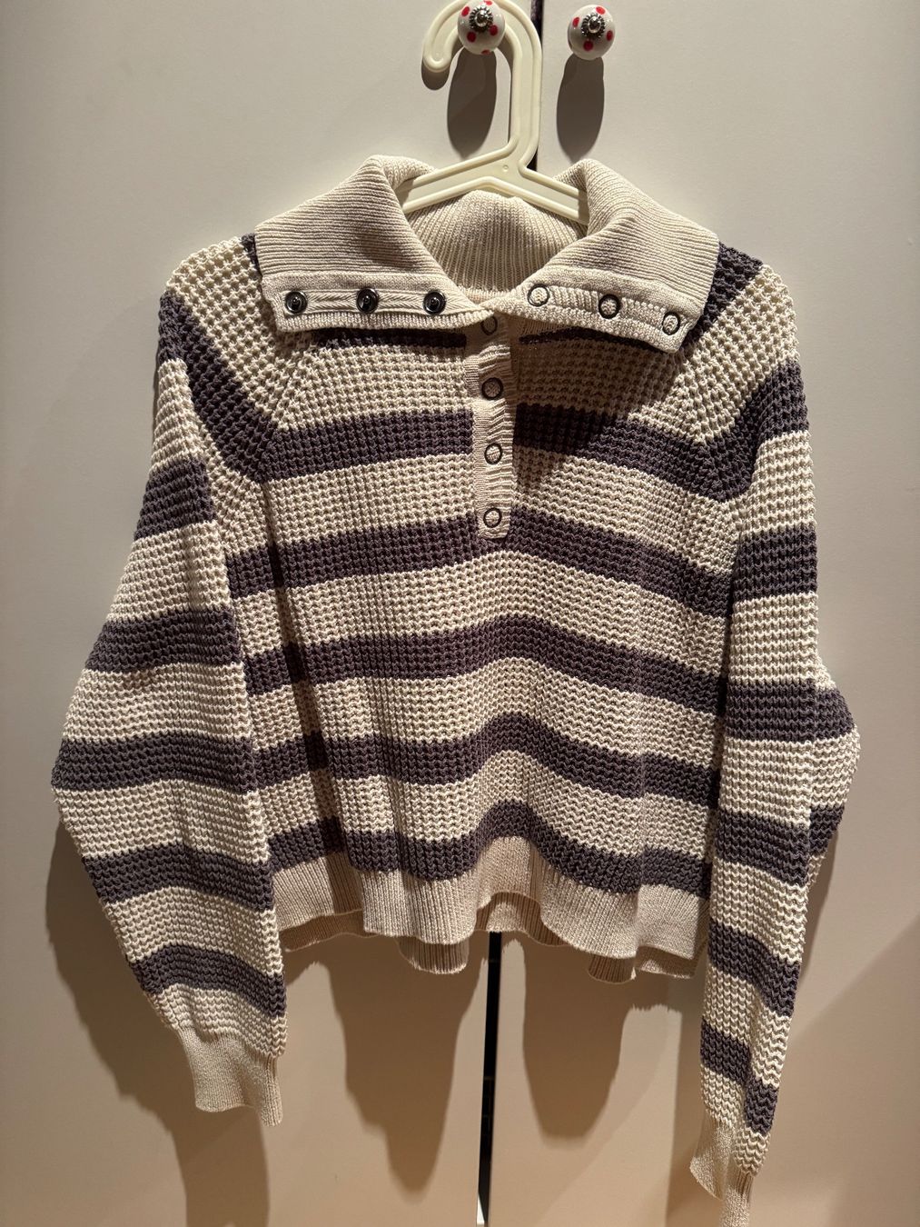 Pull&Bear Maglioni & Felpe: gestreifter Pullover Pull and Bear neuwertig Gr. XS – Usato da Brügg BE venduto da rutschimedizin