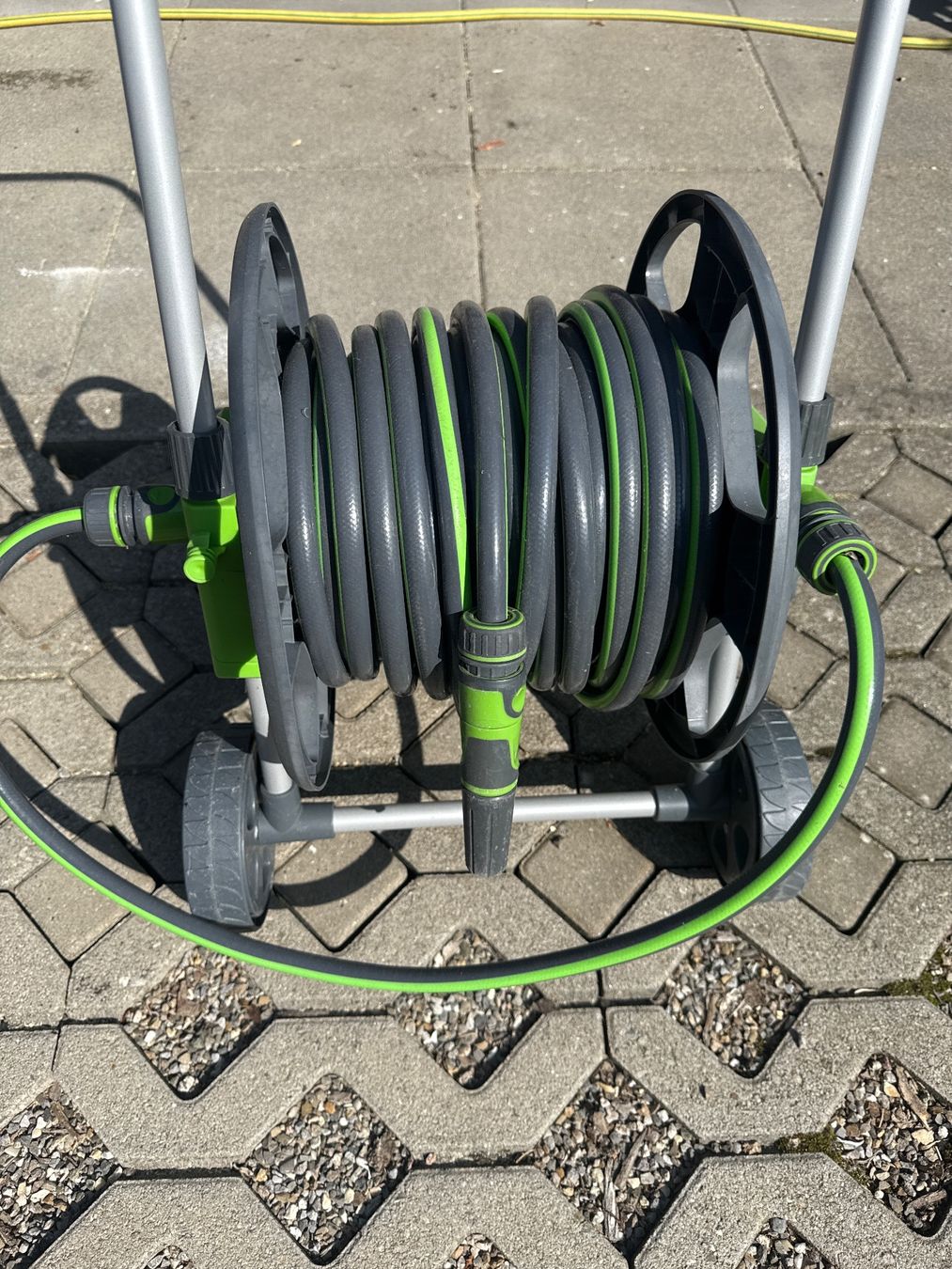 Tubi & Tubi flessibili: Gartenschlauch – Usato da Allschwil venduto da mapetitemaison 2