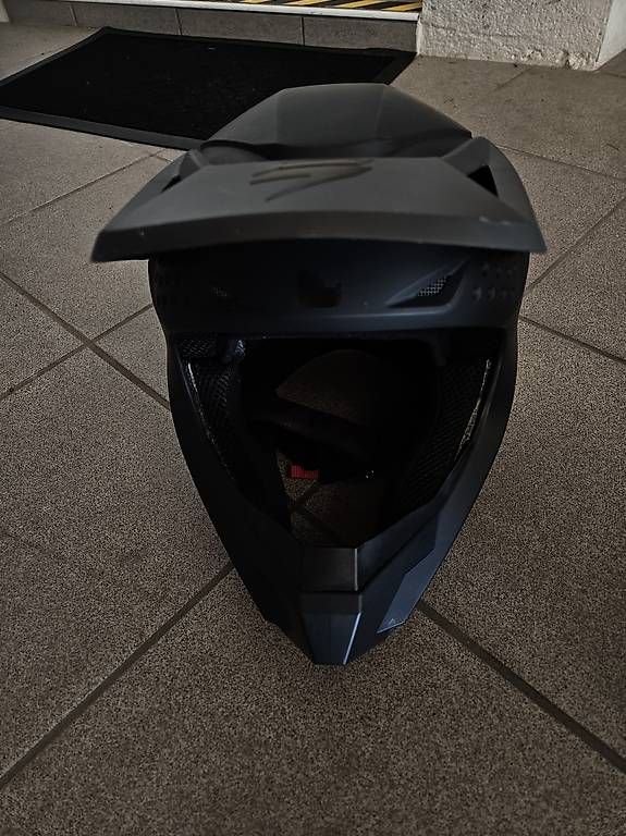 Caschi & visiere: Casque de moto Shift – Usato da Tramelan venduto da Vipers1 2