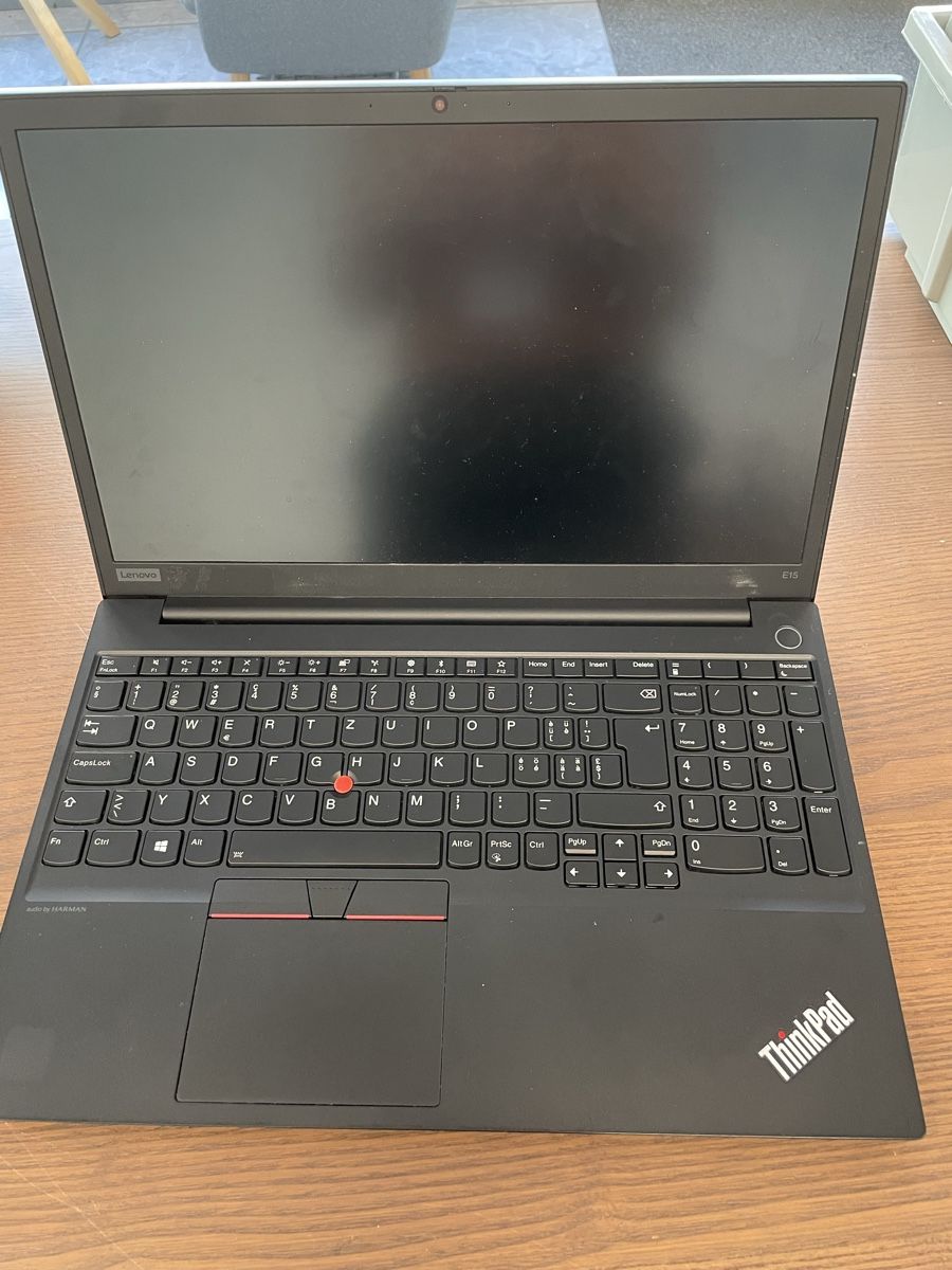 Lenovo Notebook: Lenovo ThinkPad E15 (ohne RAM, SSD, Batterie etc.) – Difettoso da Näfels venduto da NOXION
