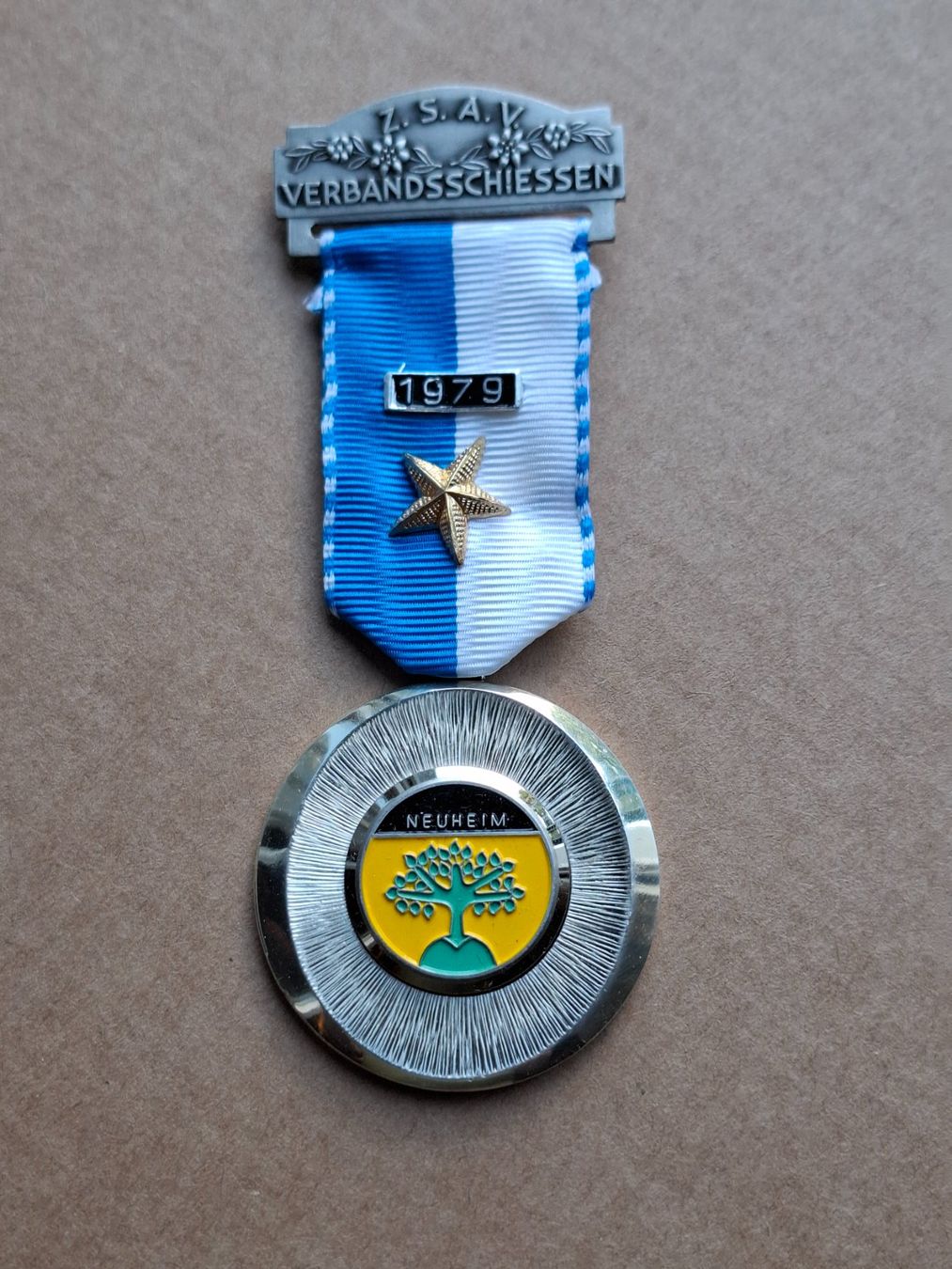 Medaglie: Neuheim 1979 (B565) – Usato da Schwanden GL venduto da Suvorov 3