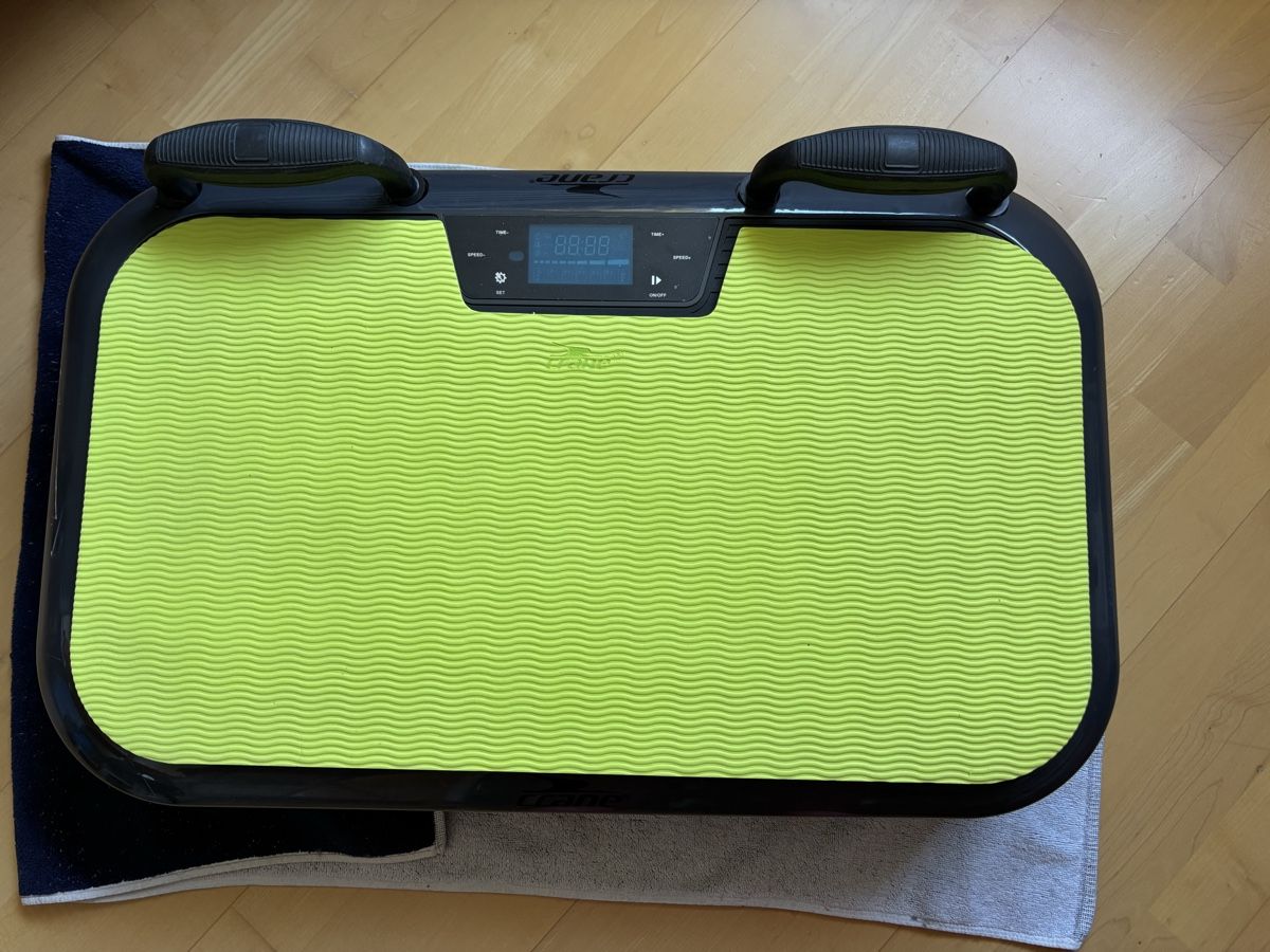Aldi Hometrainer: Vibrationsboard – Gebraucht aus Kesswil von Branca-01 7