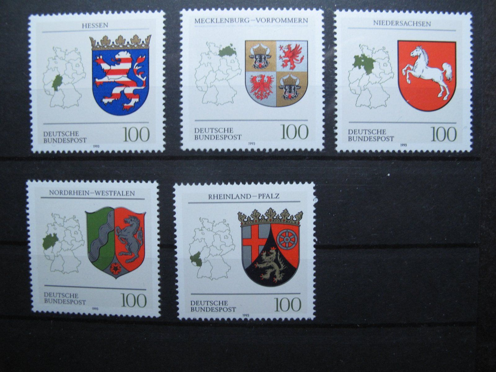 Tutti i francobolli: BRD 1993 Wappen der BRD II ** – Usato da Wil SG venduto da fva01