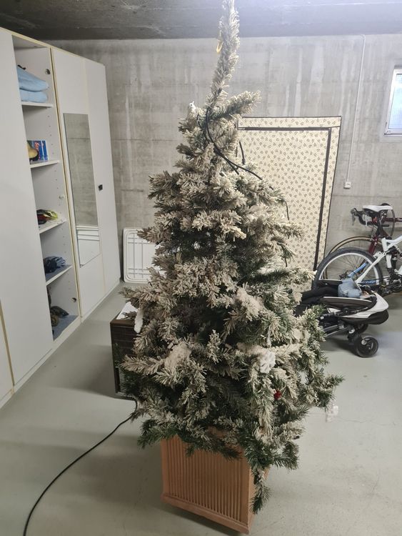 Weihnachtsbaum aus Plastik Kaufen auf Ricardo