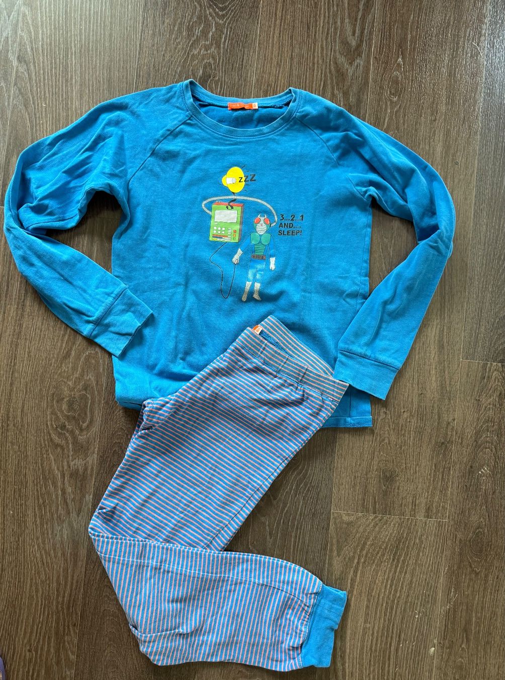 Pigiama & Simili: Pyjama 146-152 – Usato da Chermignon-Bas venduto da mioumiou35