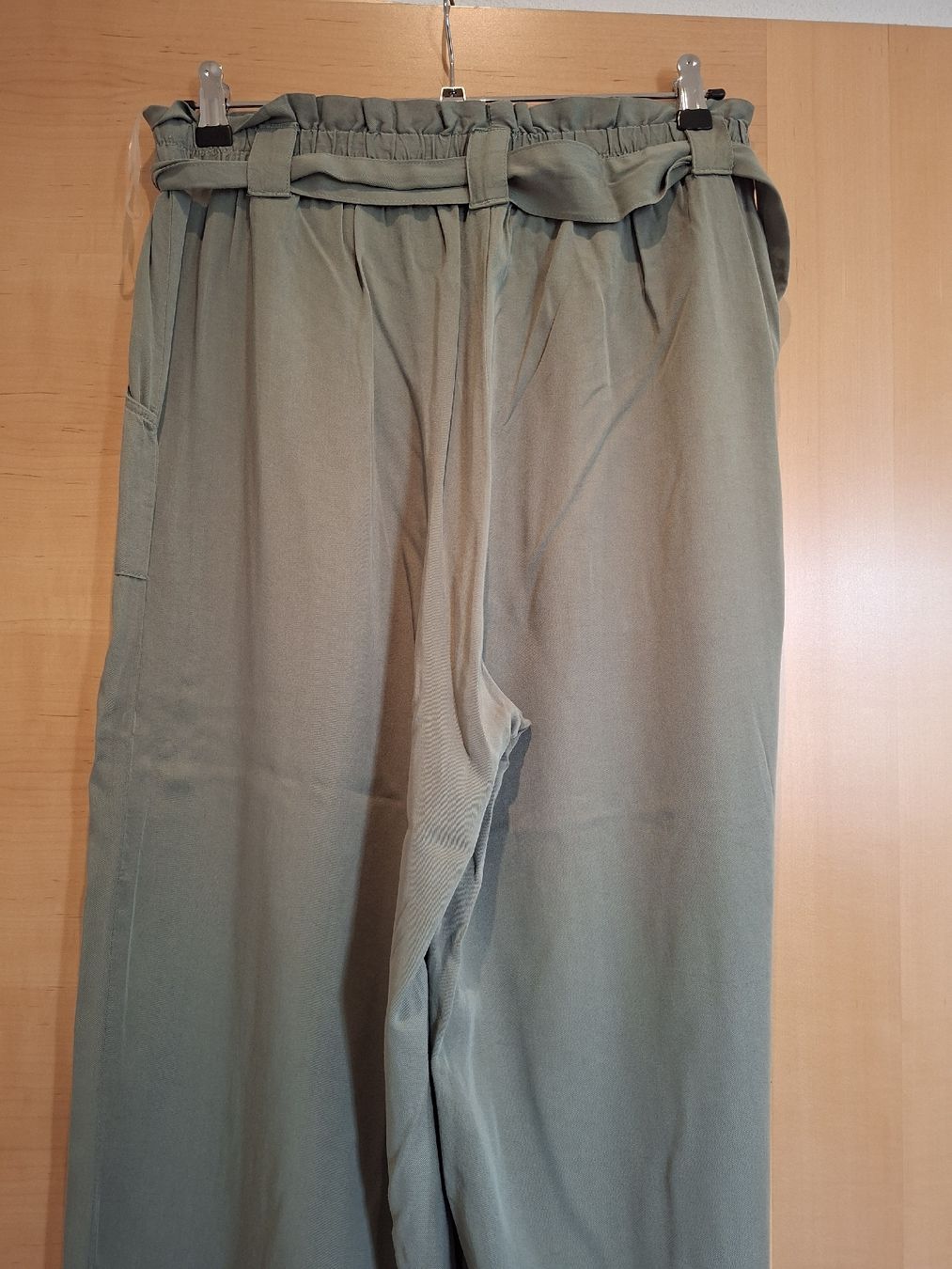 Hosen: Palazzohose Multiblu, Gr. 40 – Neu (gemäss Beschreibung) aus Hausen AG von Emirfinn 1