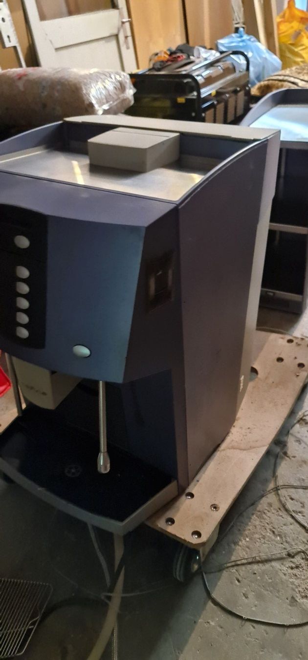 Macchine per caffè & Macchine per espresso: Kaffeevollautomat – Usato da Campocologno venduto da Arte2108 1