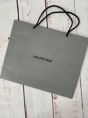 Paper gift  bag Tüte Balenciaga matt surface