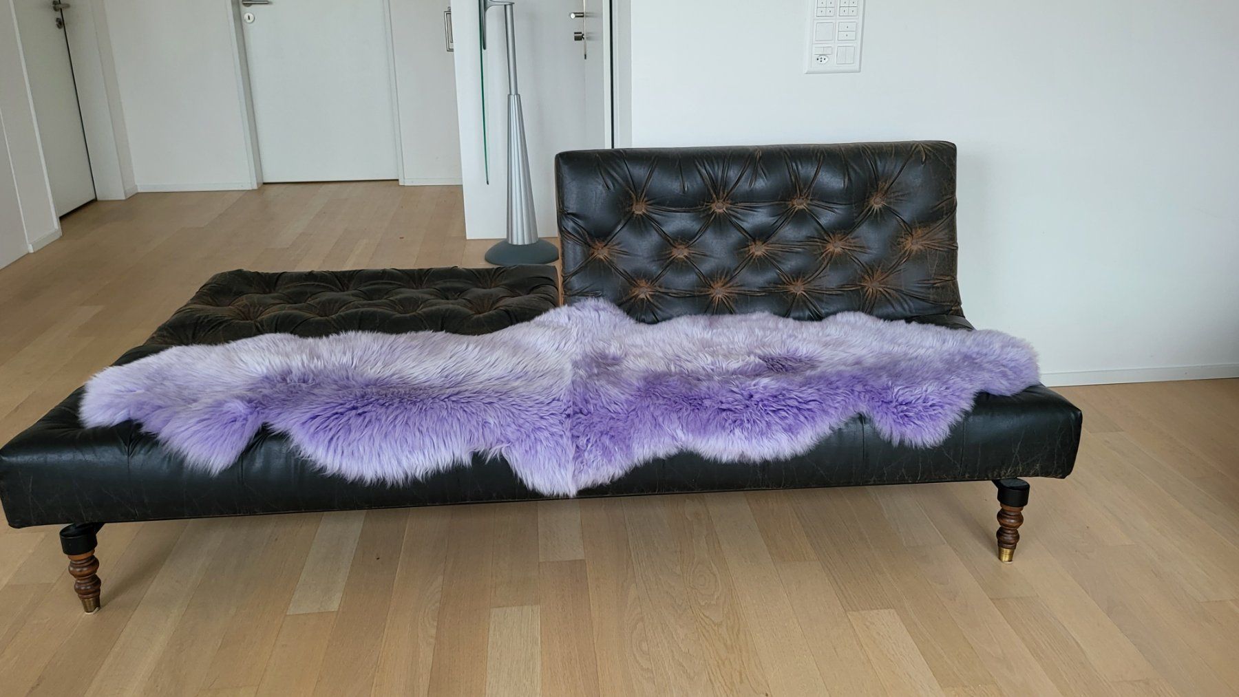 Tappeti: Schaffel in der Farbe flieder – Nuovo e nell'imballaggio originale da Neuhausen am Rheinfall venduto da Lambskin 1