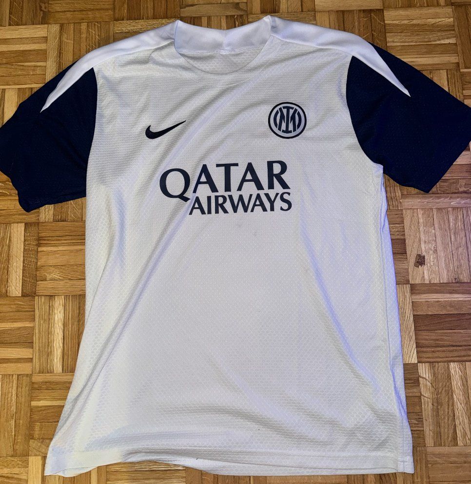 Nike T-shirt: Inter training shirt - Qatar Airways - Nike – Usato da Zürich venduto da Matteo_7