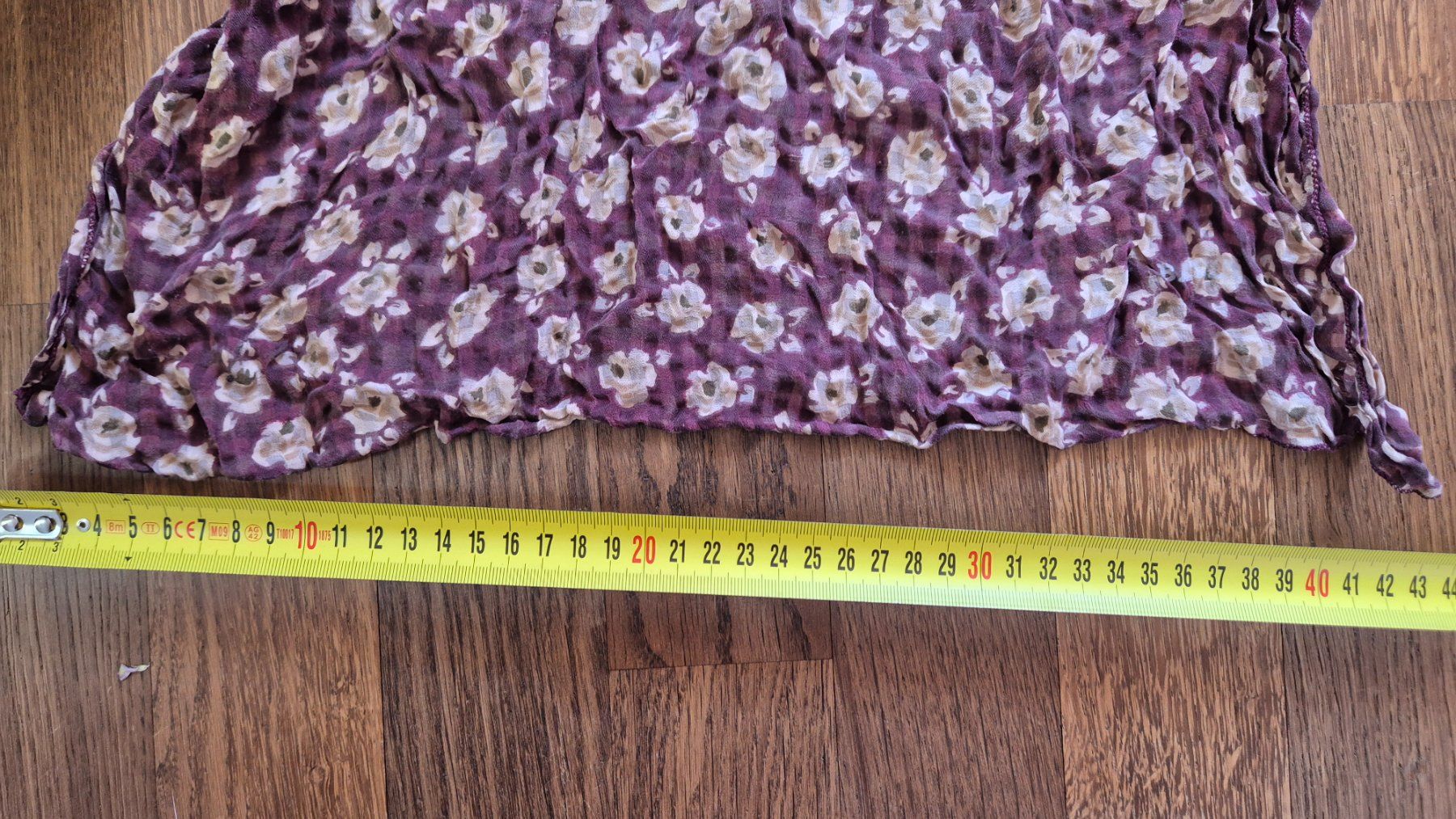 Foulard & Sciarpe: Floral burgundi silk scarf – Usato da Zürich venduto da monadiederich 3