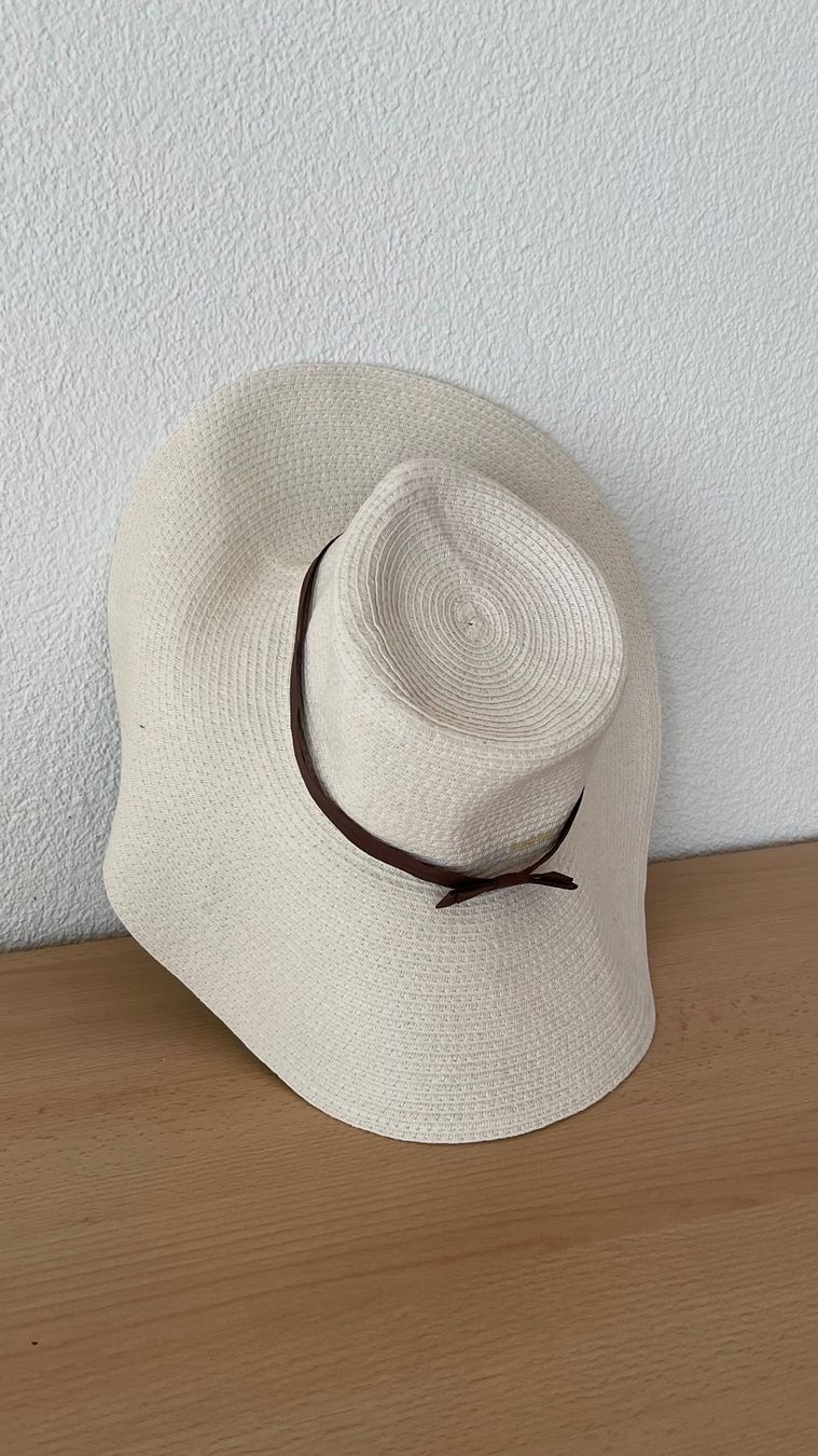 Cos Hüte, Mützen & Caps: KERASTASE Sonnenhut 55-58 / NP55CHF – Neu (gemäss Beschreibung) aus Kölliken von Prscoo 2